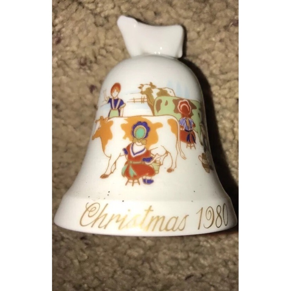 1980‎ NORITAKE BONE CHINA BELL COLLECTORS SERIES NO 9 8 MAIDS A MILKING ORNAMENT